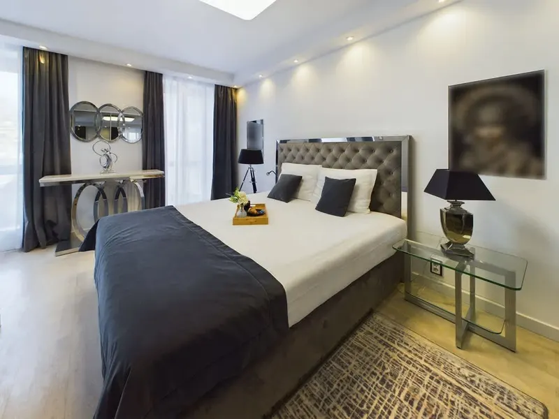 Stylish Studio | Parking, 500 m to the Old Town – photo 2