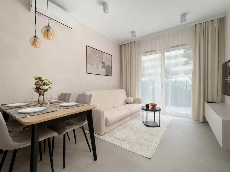 Stylowy Apartament z Ogródkiem | Klimatyzacja, Miejsce do Pracy – zdjęcie 1