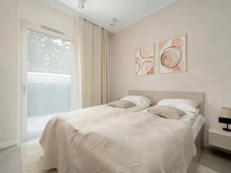 Stylowy Apartament z Ogródkiem | Klimatyzacja, Miejsce do Pracy – zdjęcie 2