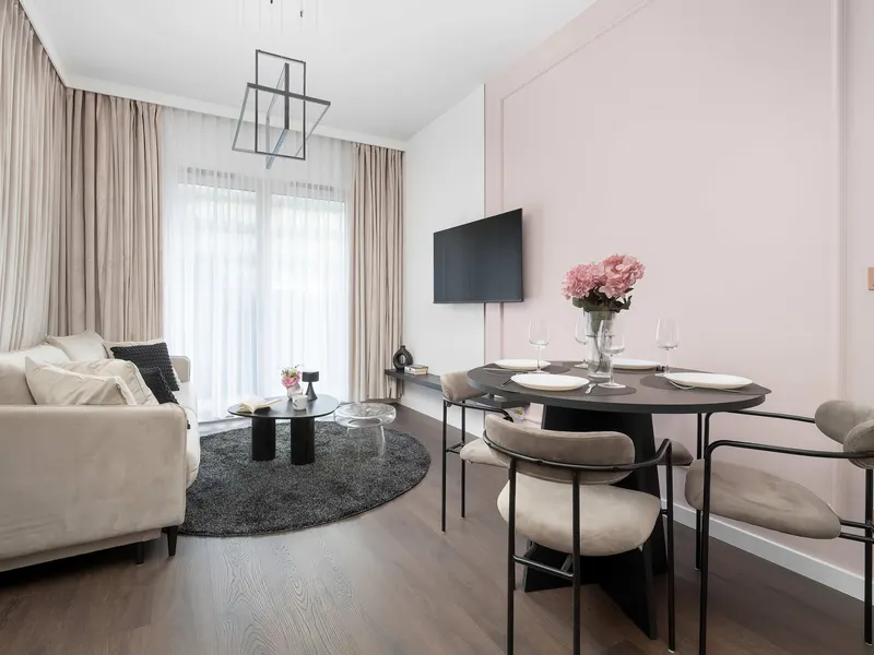 Stylowy Apartament w Centrum | Taras i Klimatyzacja – zdjęcie 1