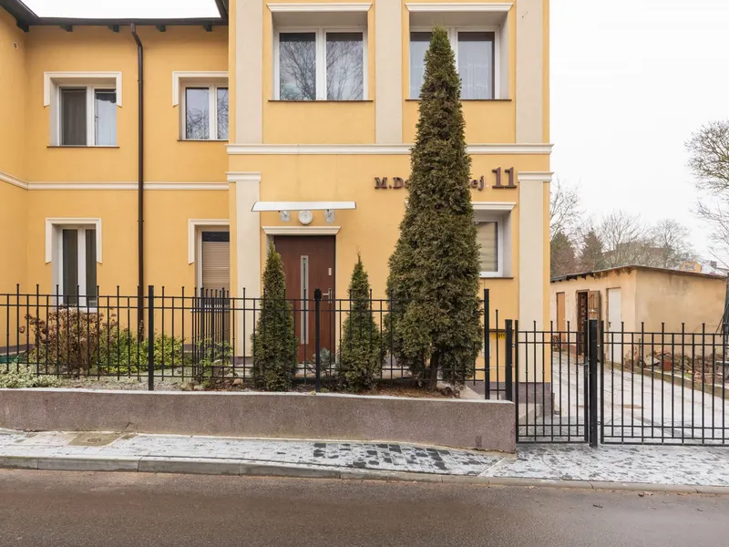 Przestronny Apartament z 2 Sypialniami | Blisko Parku | Parking – zdjęcie 4