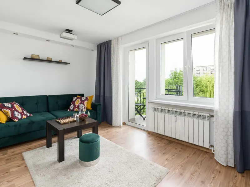 Sonnige Wohnung in Jeżyce | Balkon und Privatparkplatz – Foto 1