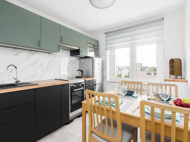 Sonnige Wohnung in Jeżyce | Balkon und Privatparkplatz – Foto 4