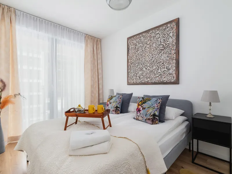Sunny Apartment | Two Bedrooms, Balcony, Parking. – photo 2