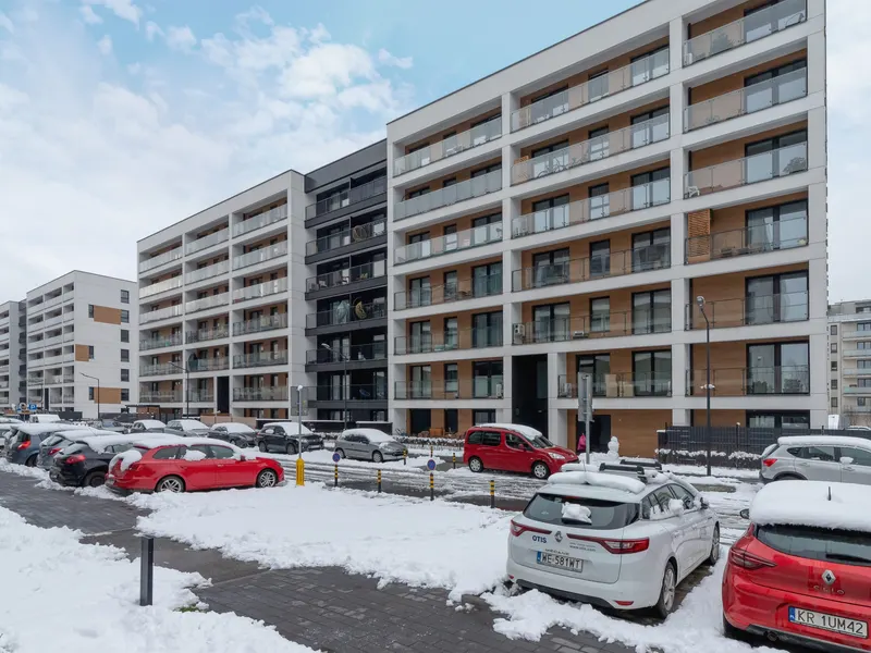Sunny Apartment | Two Bedrooms, Balcony, Parking. – photo 5