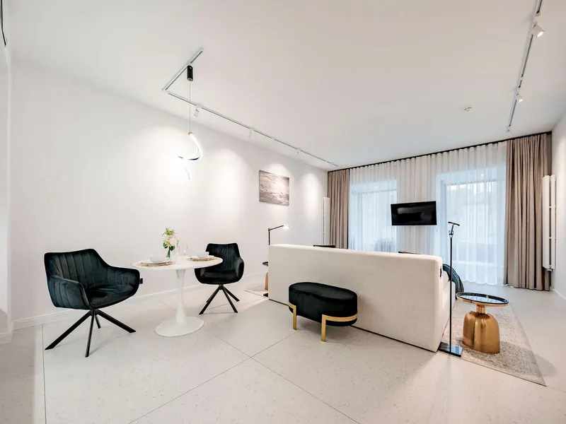 Stylish Studio with Air Conditioning | River Views – photo 4