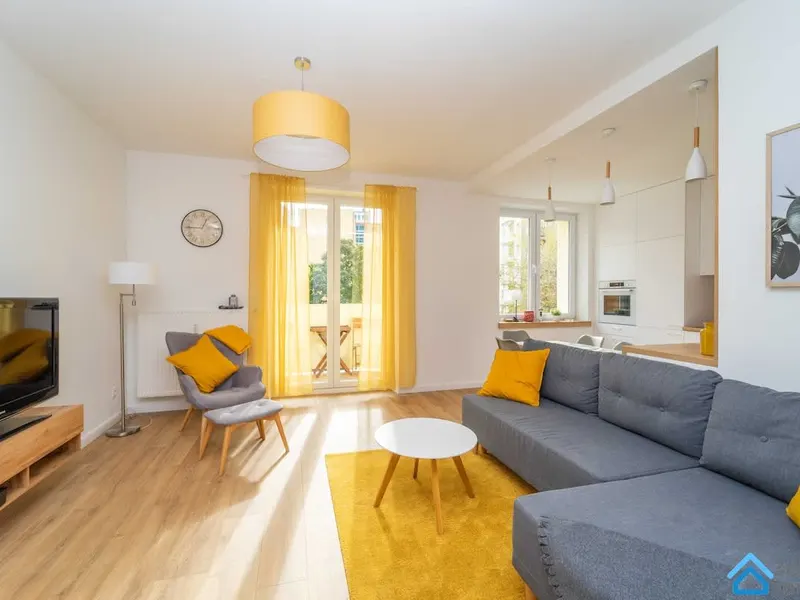Słoneczny Apartament z Balkonem | Parking | Blisko Plaży – zdjęcie 2