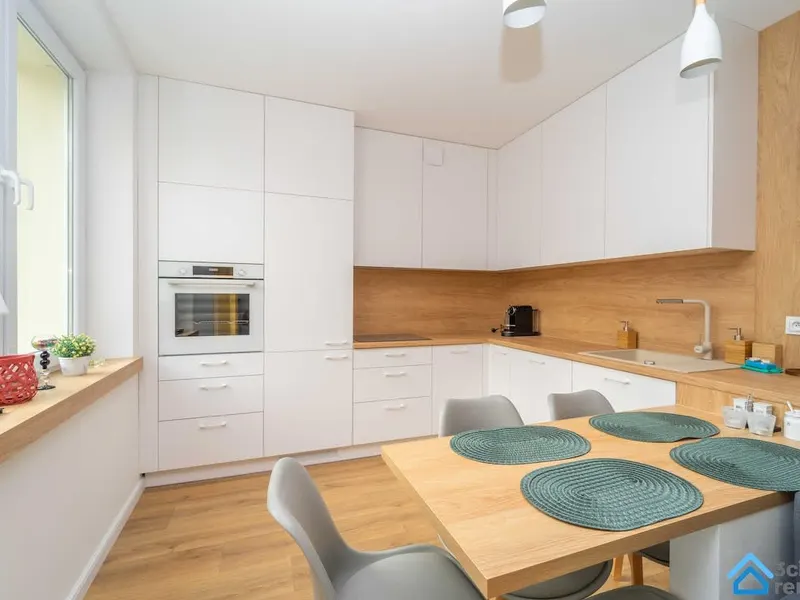 Słoneczny Apartament z Balkonem | Parking | Blisko Plaży – zdjęcie 3
