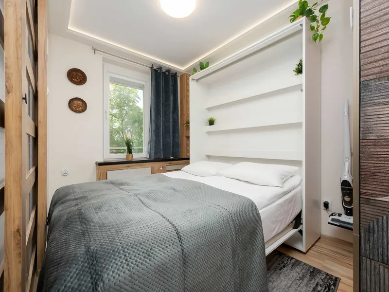 Comfortable Apartment with a Balcony | Close to Szczesliwice Park – photo 2