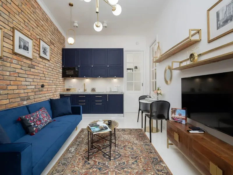 Stilvolles Apartment | Balkon und Klimaanlage – Foto 1