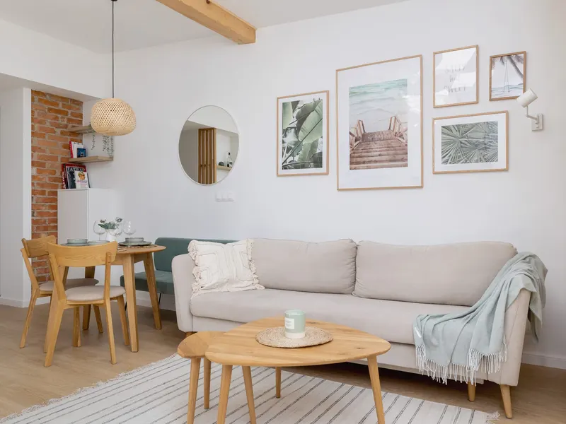 Stilvolle Wohnung | Klimaanlage | Arbeitsbereich – Foto 1