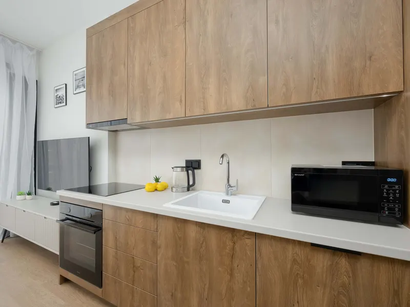 Komfortowy Apartament w Centrum | Klimatyzacja | Miejsce do Pracy – zdjęcie 3