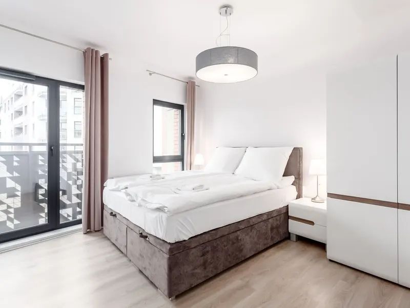Elegancki Apartament z Balkonem | Blisko Starego Miasta – zdjęcie 2