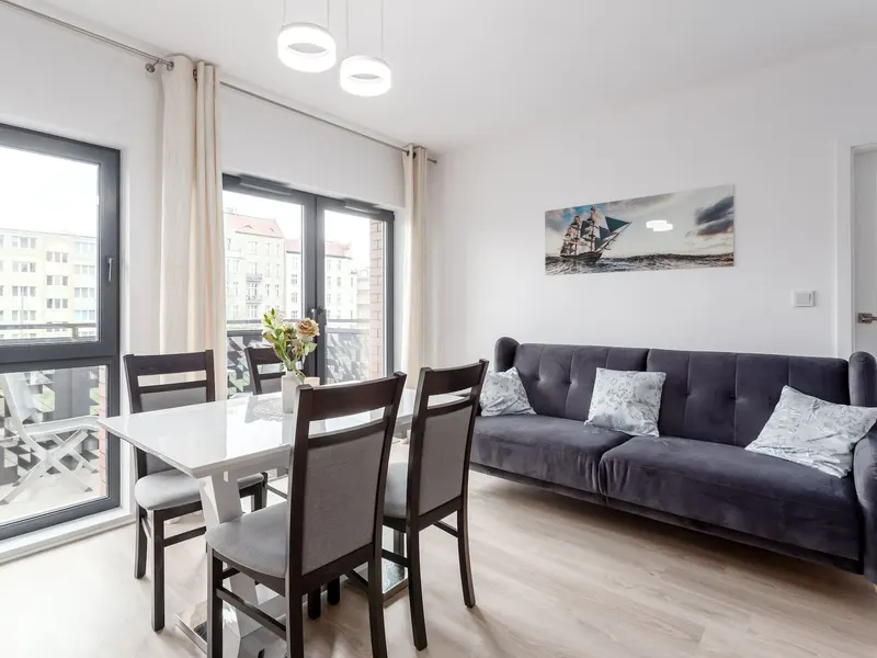 Elegancki Apartament z Balkonem | Blisko Starego Miasta – zdjęcie 1
