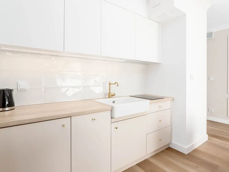 Modern Apartment | Balcony | Granary Island – photo 3