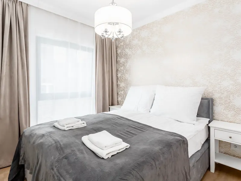 Modern Apartment | Balcony | Granary Island – photo 2