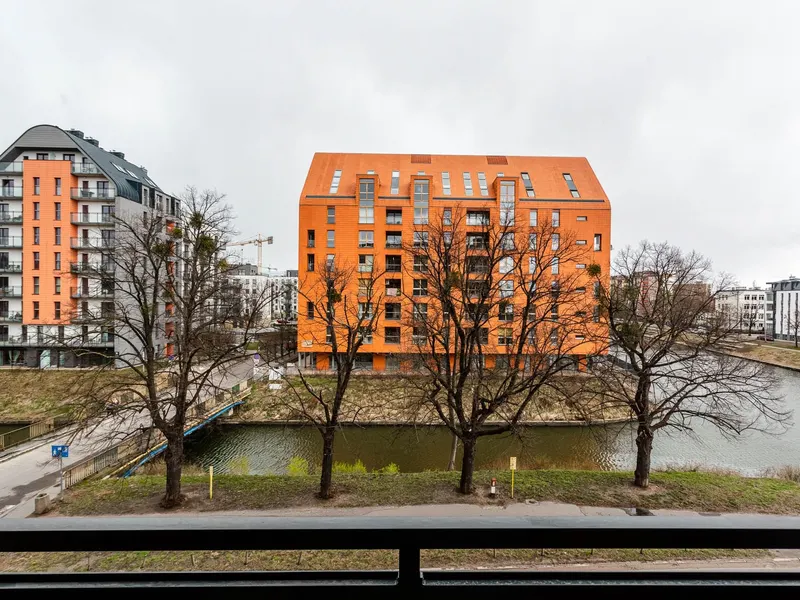 Modern Studio | Balcony with River View – photo 4