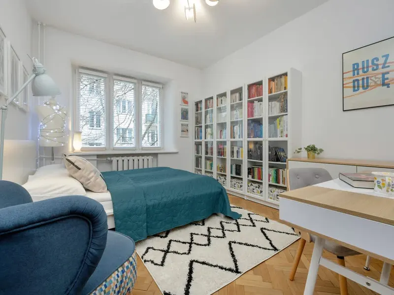 Stylish Two Bedroom Apartment | Near City Center, Smart TV – photo 2