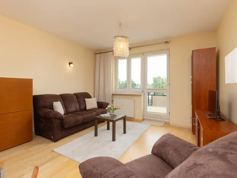 Spacious Apartment in Pruszkow | Balcony – photo 1
