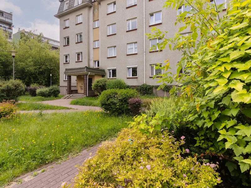 Spacious Apartment in Pruszkow | Balcony – photo 3