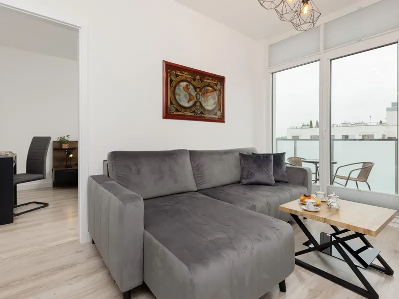 Warsaw | Dzieci Warszawy 28 | Spacious Apartment | 2 Bathrooms – photo 1