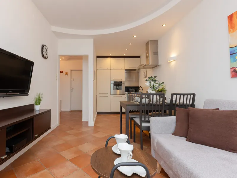 Komfortable Wohnung mit Balkon | Privatparkplatz – Foto 5