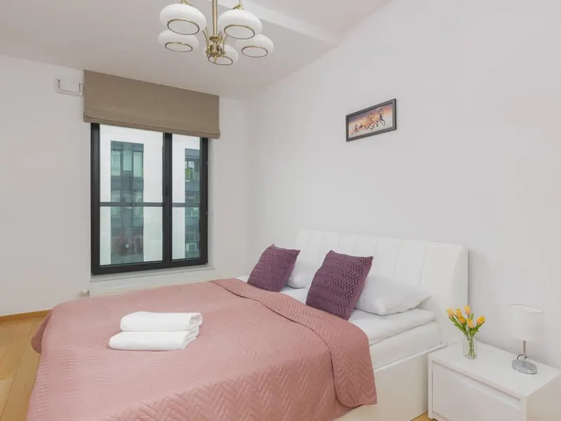Modernes Apartment | Parkplatz in der Garage | Balkon – Foto 2