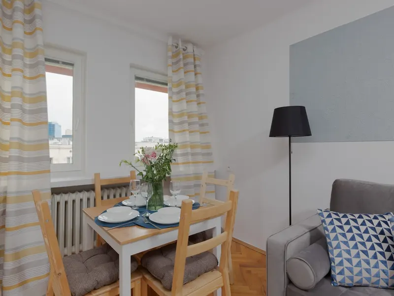 Wygodny Apartament w Centrum | Blisko Metra – zdjęcie 4