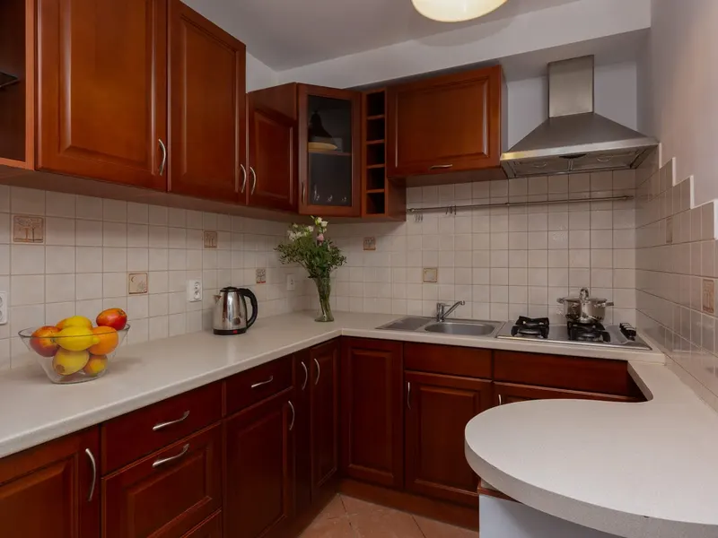 Wygodny Apartament w Centrum | Blisko Metra – zdjęcie 5