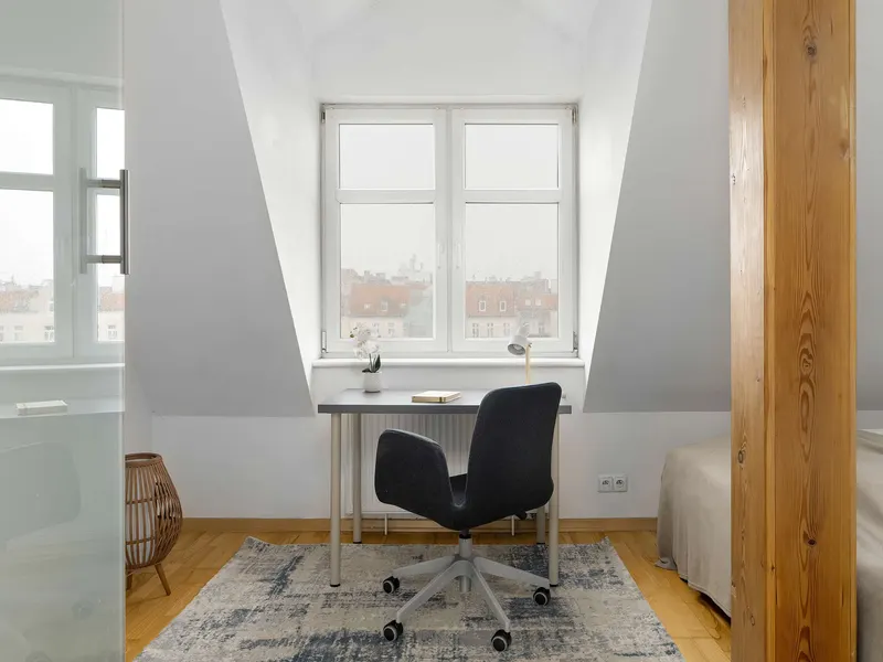 Stylish Apartment with Workspace | Close to the Old Zoo – photo 3