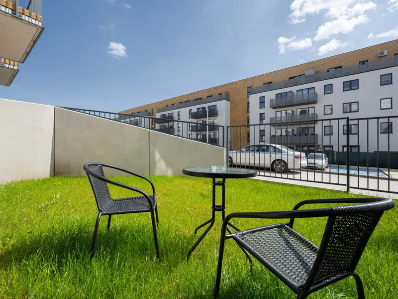 Spokojny Apartament z Tarasem | Parking – zdjęcie 3