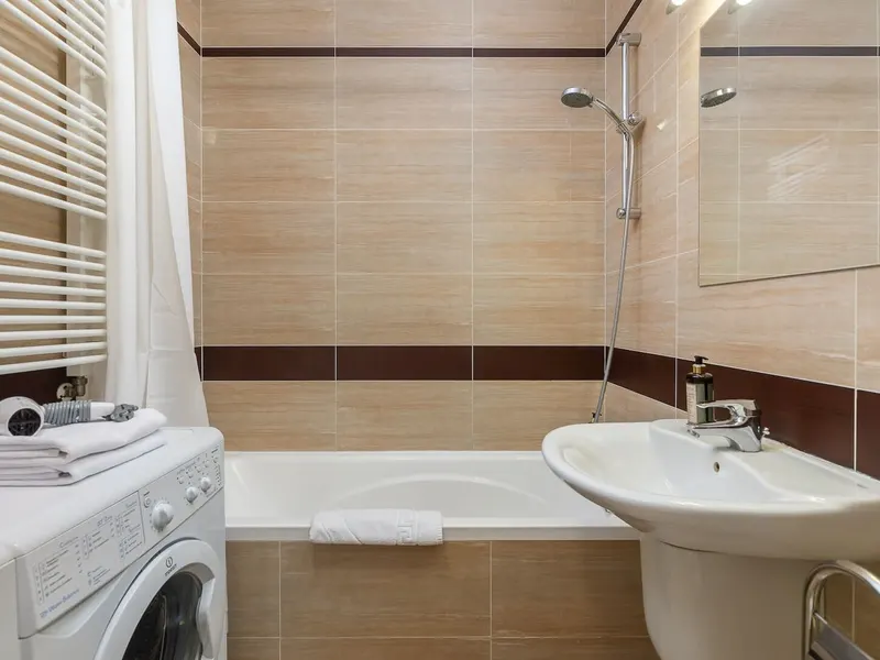 Comfortable Apartment in Downtown | Parking and Balcony – photo 4