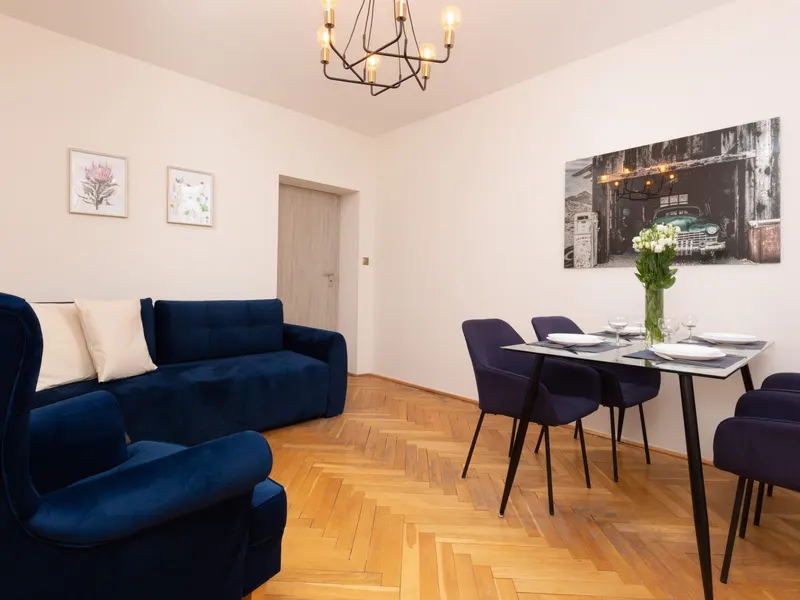 Stylish Apartment in the Center | Balcony | 700 m to the Metro – photo 1