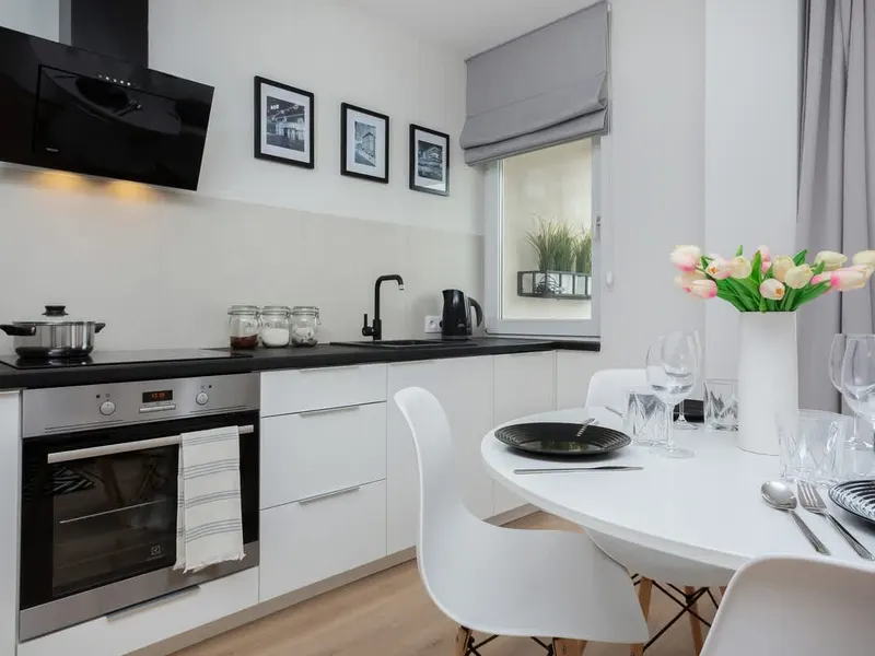 Stylowy Apartament w Centrum | Widok na PKiN – zdjęcie 3