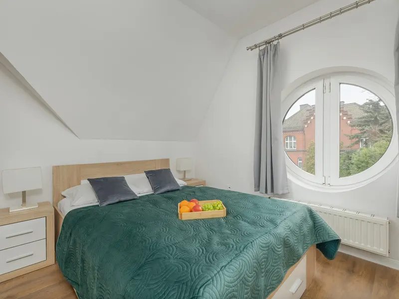 Stilvolles Apartment mit Schlafzimmer | Kostenloses Parken – Foto 1