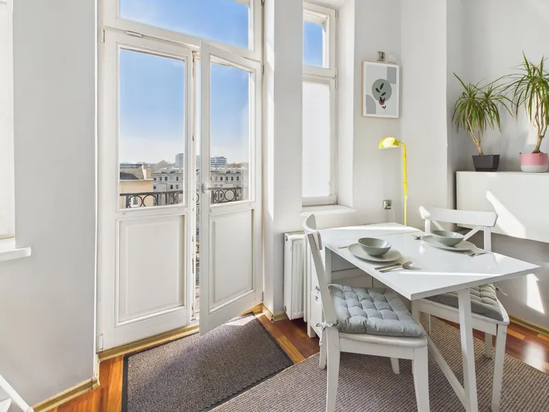 Przytulne Studio w Centrum | Balkon i Bliskość Łazienek – zdjęcie 3