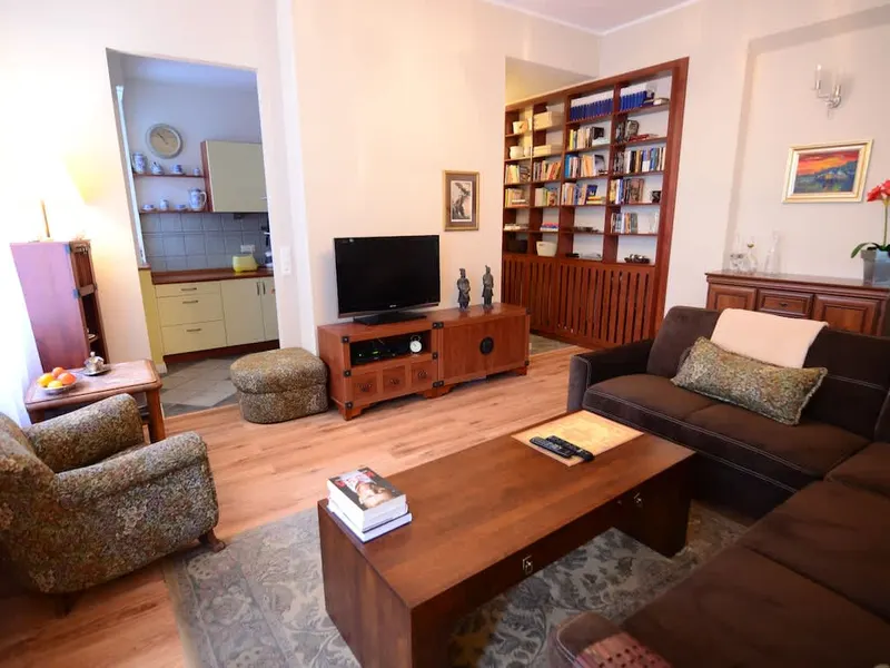 Spacious Apartment | Close to the Beach and Place to Work – photo 5