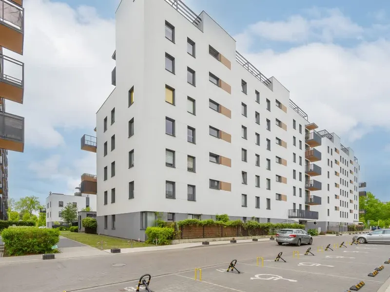Modernes Apartment mit Balkon | Parkplatz in Garage – Foto 5