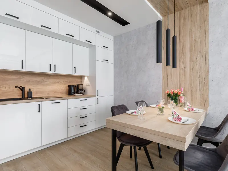 Stilvolle Wohnung in ruhiger Lage | Balkon – Foto 3
