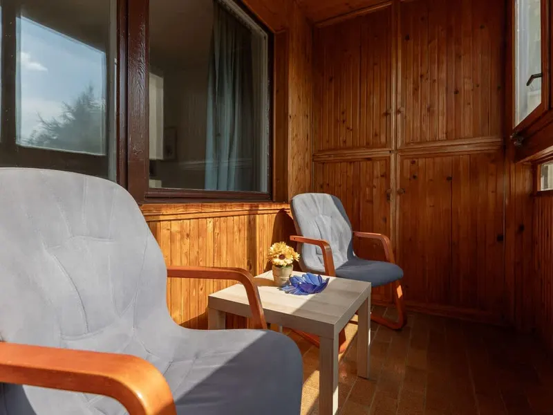 Cozy Apartment with Balcony | 2 Bedrooms | Workspace. – photo 3