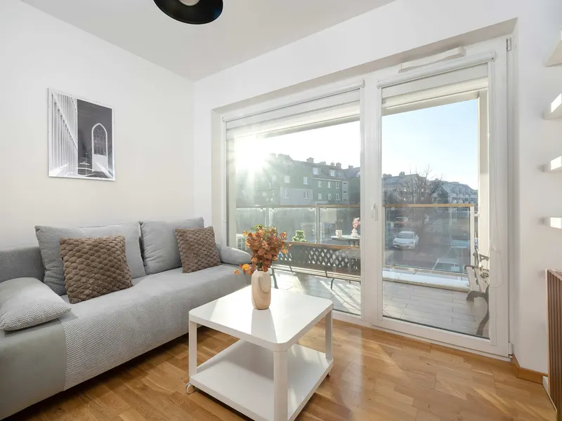 Przestronny Apartament z 3 Sypialniami | Taras i Parking – zdjęcie 1