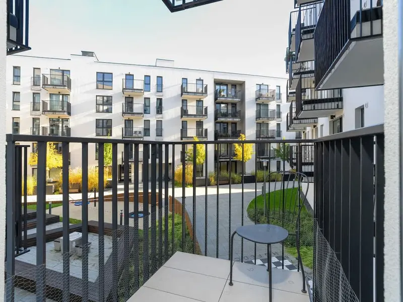 Stilvolles Studio mit Balkon | Parkplatz – Foto 2
