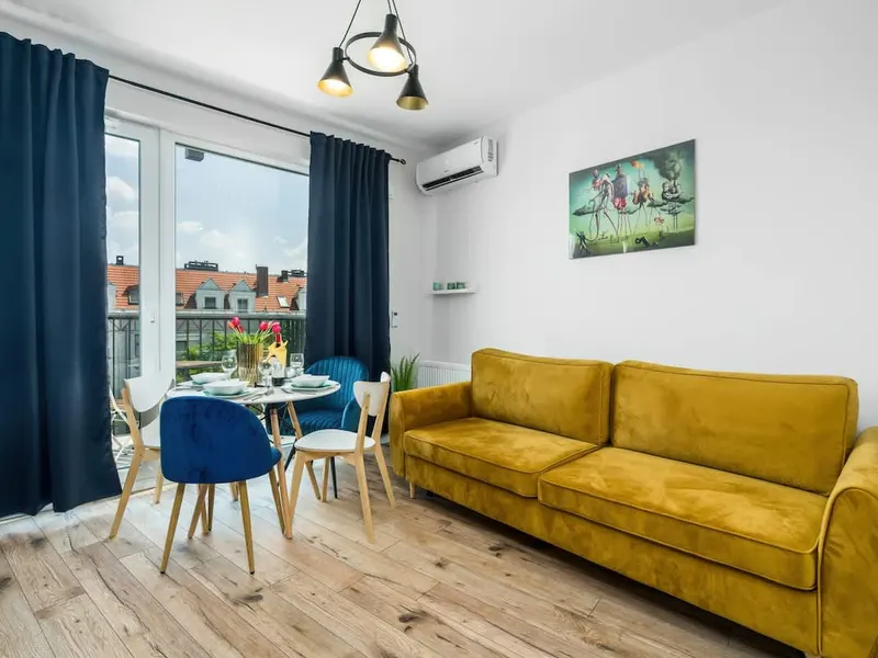 Jasny Apartament w Poznaniu | Klimatyzacja | Balkon – zdjęcie 1