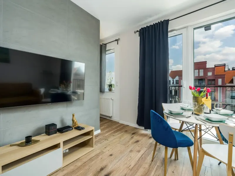 Jasny Apartament w Poznaniu | Klimatyzacja | Balkon – zdjęcie 2