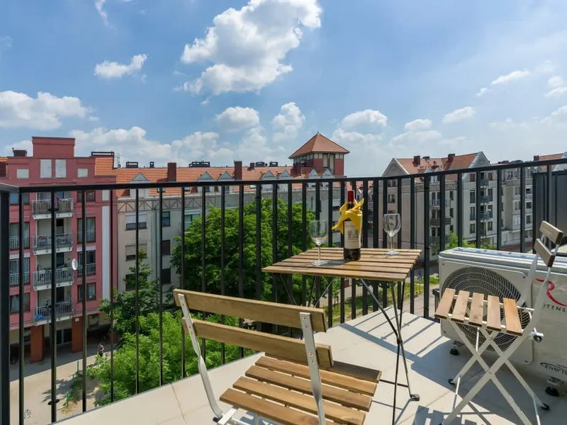 Jasny Apartament w Poznaniu | Klimatyzacja | Balkon – zdjęcie 3