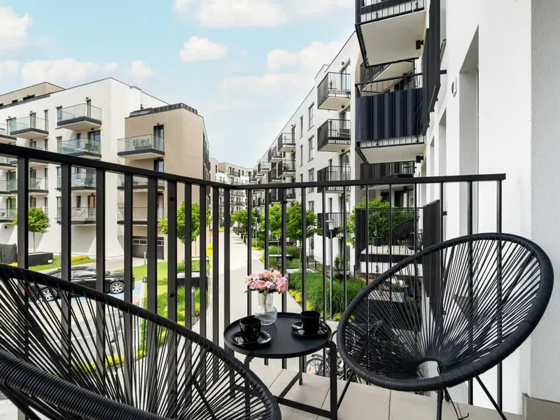 Stylish Apartment in the Center | Parking and Balcony – photo 3
