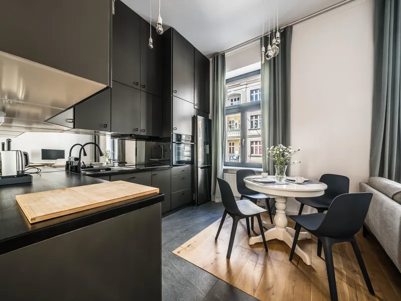 Stilvolles Studio im Zentrum | Nähe zum Markt, Arbeitsplatz – Foto 3