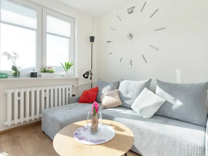 Geräumige Wohnung | Zwei Schlafzimmer, Parkplatz – Foto 1