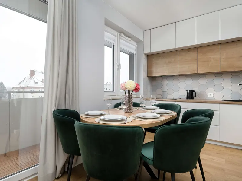 Przestronny Apartament | Klimatyzacja, Balkon i Parking – zdjęcie 3