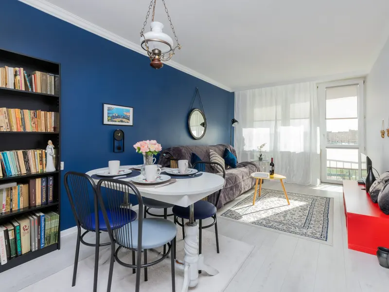 Stilvolles Apartment mit Balkon | Nähe zu Strand und Park – Foto 1